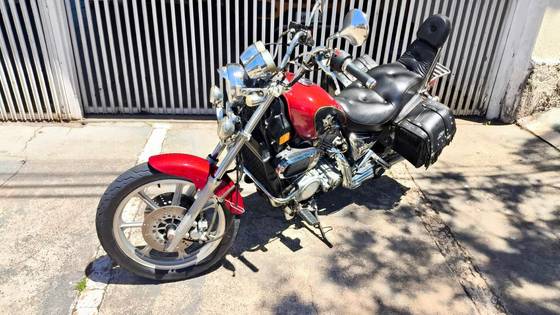 KAWASAKI VULCAN 750 